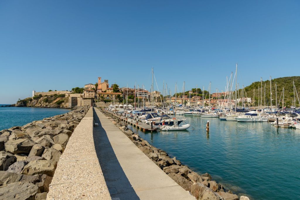 alloggio turistico per gruppi sul mare a Salto di Fondi